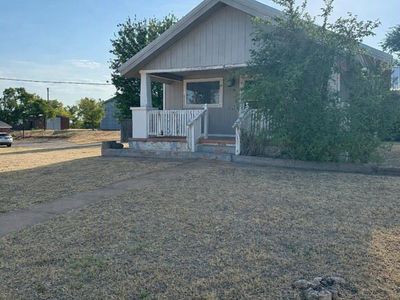 201 S 9th St