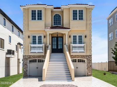 657 Bayview Drive