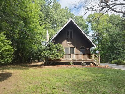 Property at 11 Ferncroft Rd, Leicester, MA