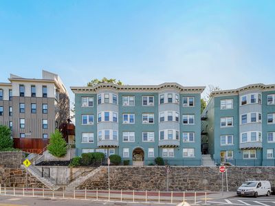 1 Centre Street Ter APT 4
