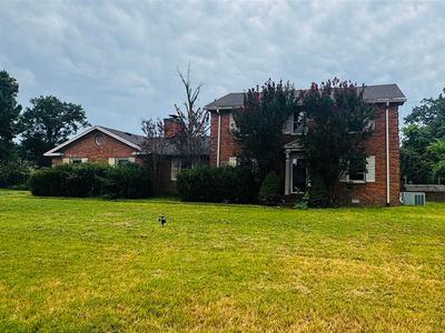 213 Andrew Dr