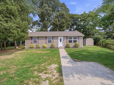 704 Shaw Ave