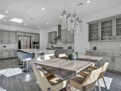 195 Cactus Sunrise St