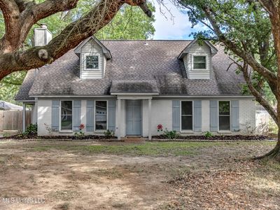 214 Salem Sq