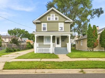 223 Bevier Pl