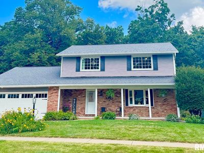 Property at 1603 W Grandridge Dr, Dunlap, IL