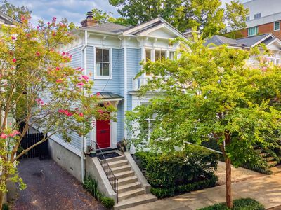 57 Vanderhorst St