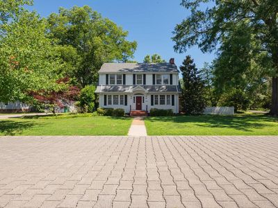 209 Randolph Cir