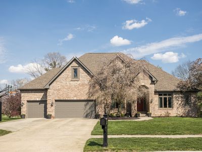 9904 Oak Ridge Dr