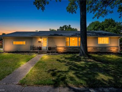 Property at 145 Hall Dr, Wadsworth, OH