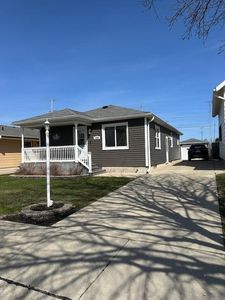 1604 Bryn Mawr AVENUE