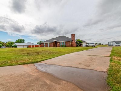 6211 E County Road 105