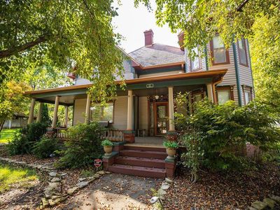 311 W McPherson St