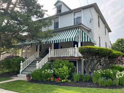 1105 New York Ave