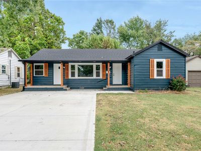 1023 Lowell Rd