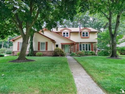 Property at 1956 Stoneybrook Ln, Temperance, MI