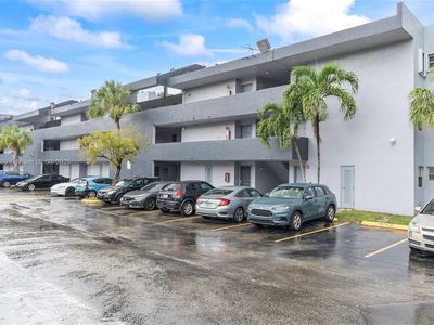 8841 W Flagler St APT 212