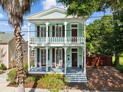 111 S 5th St