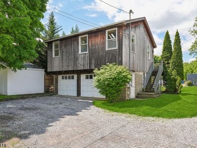 237 N Main St