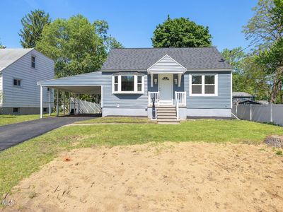 1204 Hemlock Street