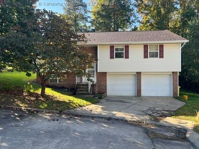 502 Harriet Ct