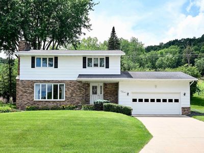 1617 Circle Dr