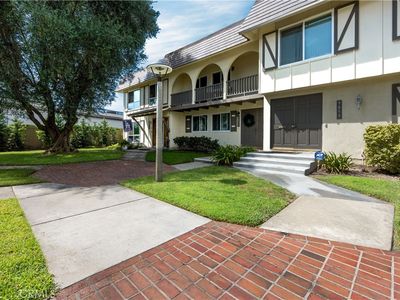 9857 Via Sonoma