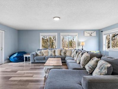 1054 County Road 6 NE