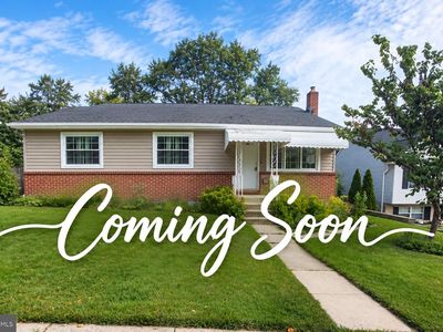 2 Willowdale Ave