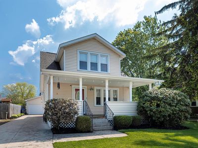 901 Oakmont Ave