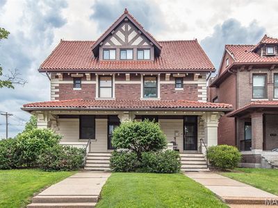 6100 Waterman Blvd #5