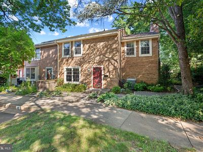 2172 Golf Course Dr