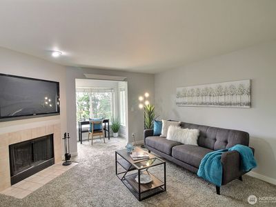 975 Aberdeen Avenue NE #L202