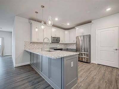 Property at 6804 Westview Dr #1402, Houston, TX