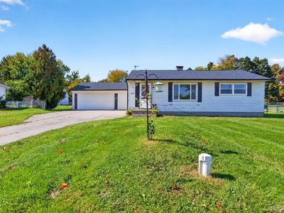 5072 Mobile Dr