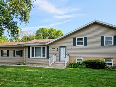 904 Willmar Ave SE