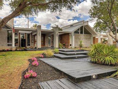 8 Cherrywood Cir