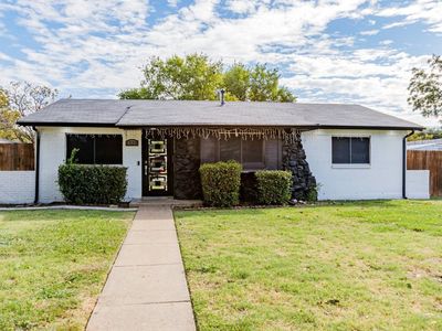 1528 Debbie Dr