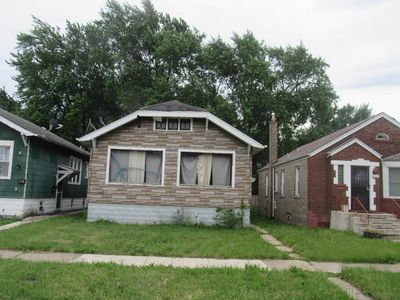 659 W 116th Pl