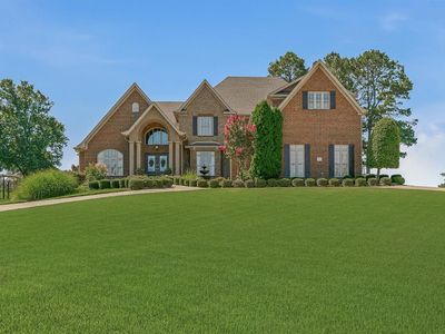 3703 Sawgrass Dr