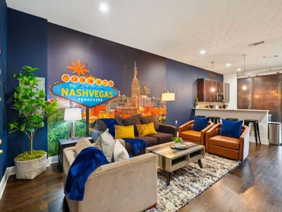 210 30th Ave N APT 407