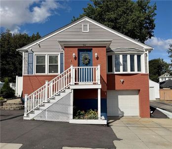 94 Gloucester St