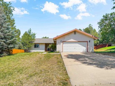 317 Meadows Circle