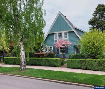575 Mission St SE