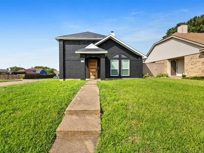 1506 Windmill Ln