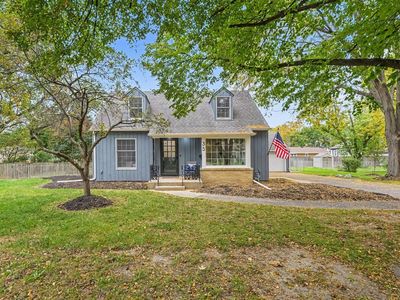Property at 35 S Westlawn Ave, Aurora, IL