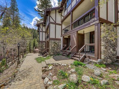 227 Olympic Valley Rd #22