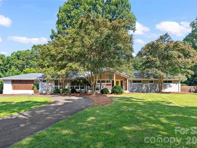 1222 Burtonwood Cir