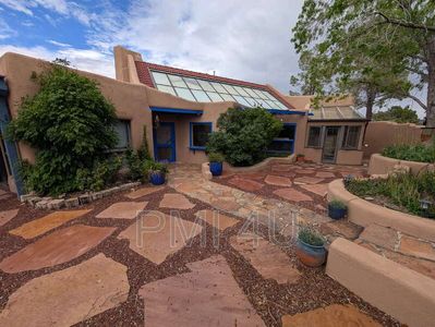 41 Tunnel Springs Rd