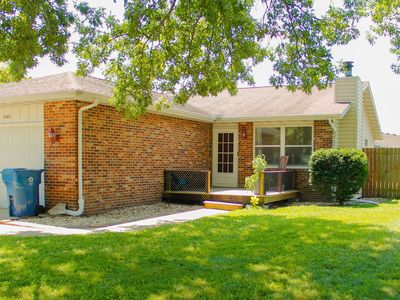 1260 Deerpath Dr